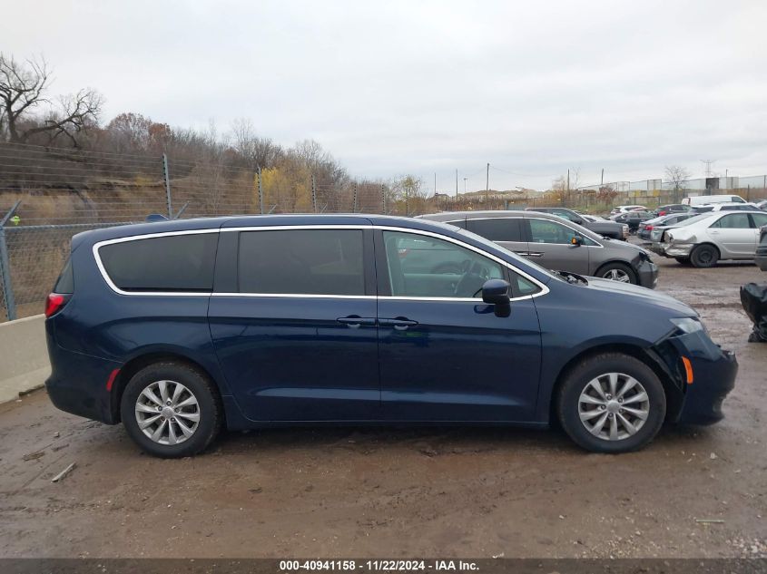 2017 Chrysler Pacifica Touring VIN: 2C4RC1DG3HR592796 Lot: 40941158