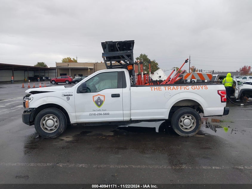 VIN 1FTMF1CB8JKE67045 2018 FORD F-150 XL