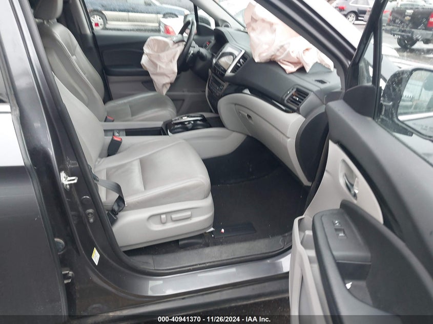 2016 HONDA PILOT TOURING - 5FNYF6H95GB051173