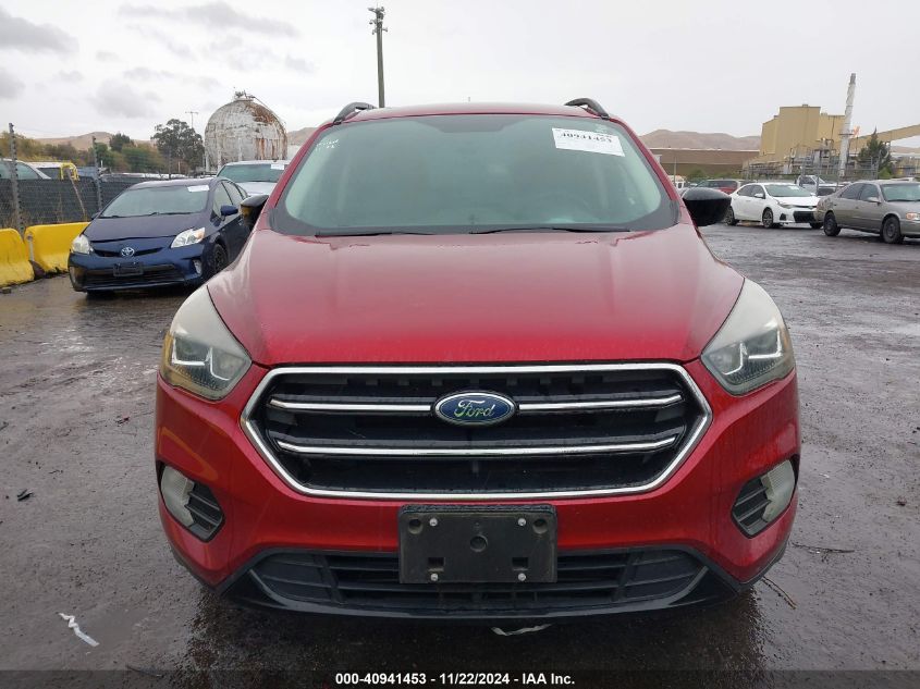 2017 Ford Escape Se VIN: 1FMCU9G9XHUB58887 Lot: 40941453