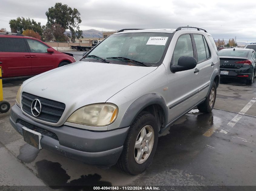 1999 Mercedes-Benz Ml 320 VIN: 4JGAB54E8XA056513 Lot: 40941843