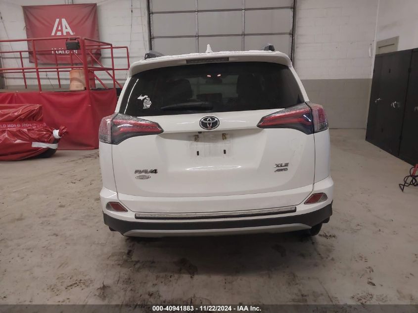 2018 Toyota Rav4 Adventure/Xle VIN: JTMRFREVXJJ734591 Lot: 40941883