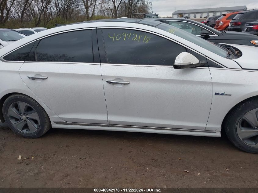 2016 Hyundai Sonata Hybrid Limited VIN: KMHE34L10GA027451 Lot: 40942178