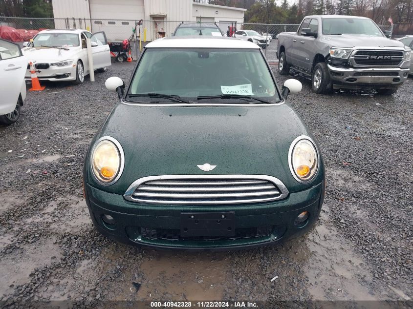 2013 Mini Hardtop Cooper VIN: WMWSU3C57DT677456 Lot: 40942328