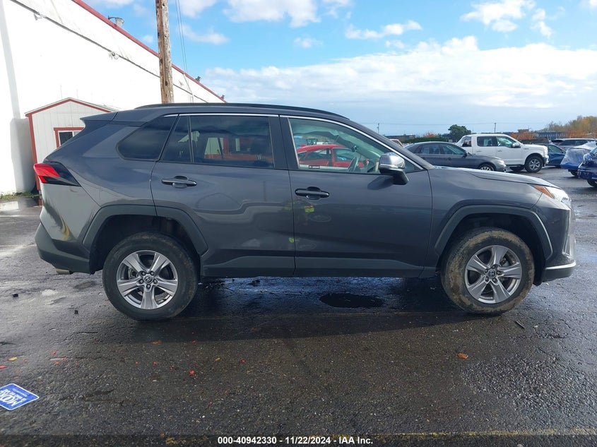 2022 TOYOTA RAV4 XLE - 2T3P1RFV3NW254761