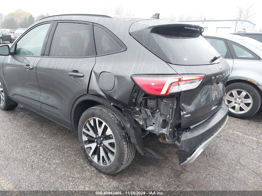 VIN 1FMCU9BZ0LUC57752 2020 FORD ESCAPE SE SPORT HYBRID