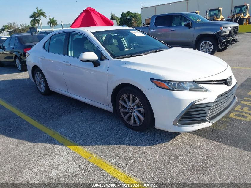 2022 TOYOTA CAMRY