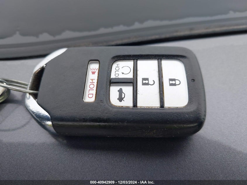 2016 HONDA ACCORD VIN: 1HGCR2F75GA058291