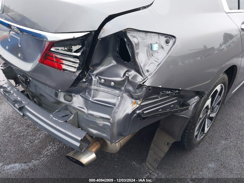 2016 HONDA ACCORD VIN: 1HGCR2F75GA058291