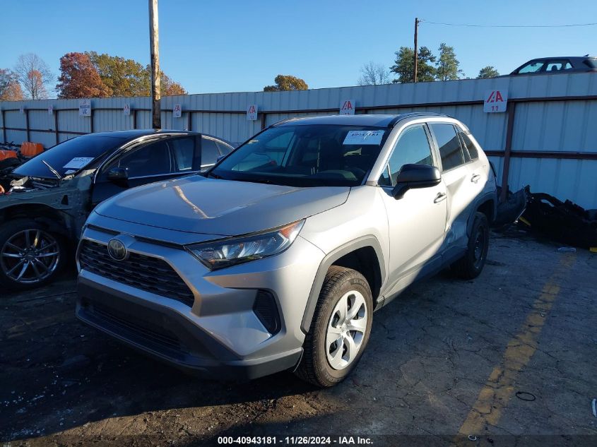 VIN 2T3H1RFV4KW042659 2019 Toyota RAV4, LE no.2