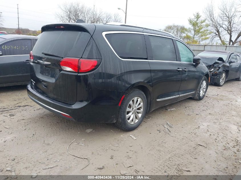 VIN 2C4RC1BG4JR142633 2018 CHRYSLER PACIFICA no.4