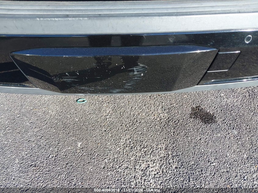 2018 CADILLAC ESCALADE LUXURY - 1GYS4BKJ0JR118684