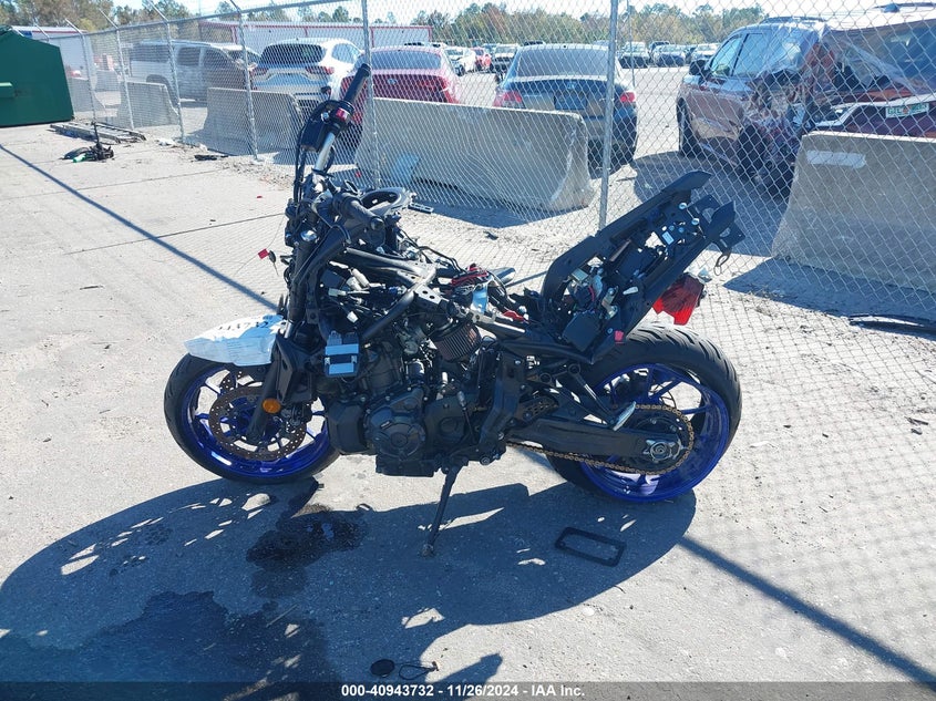 VIN JYARM32E2NA006708 2022 YAMAHA MT07