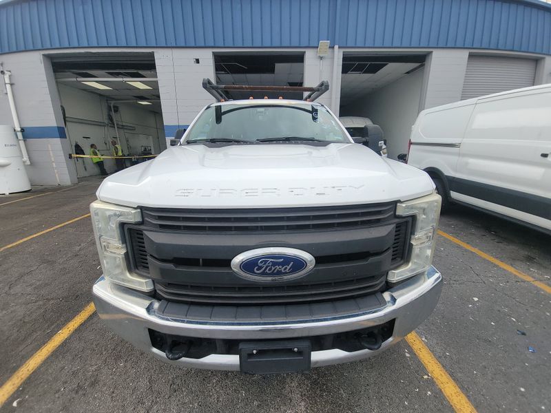 2017 Ford F-250 Xl VIN: 1FT7W2A66HED19784 Lot: 40943772