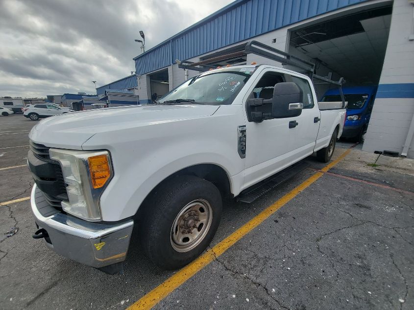 2017 Ford F-250 Xl VIN: 1FT7W2A66HED19784 Lot: 40943772