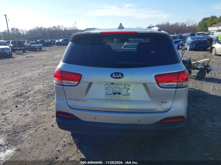 2017 KIA SORENTO 2.4L LX - 5XYPG4A3XHG243525