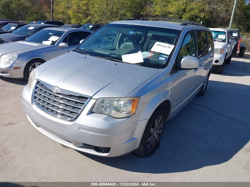 Vin: 2a4rr5d13ar170089, lot: 41434204, chrysler town & country touring 20102