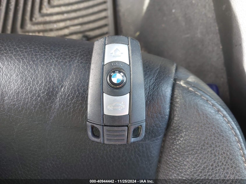 Image 11 of 2009 BMW 335I  salvage vehicle - Lot #40944442 at IAAI