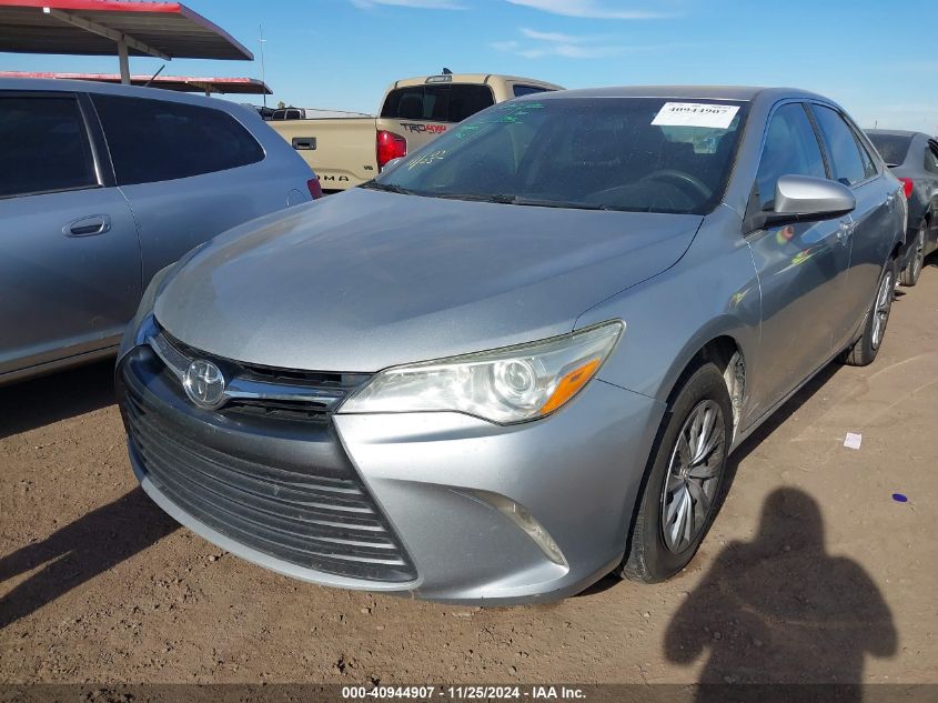 VIN 4T1BF1FK6HU652708 2017 TOYOTA CAMRY no.2