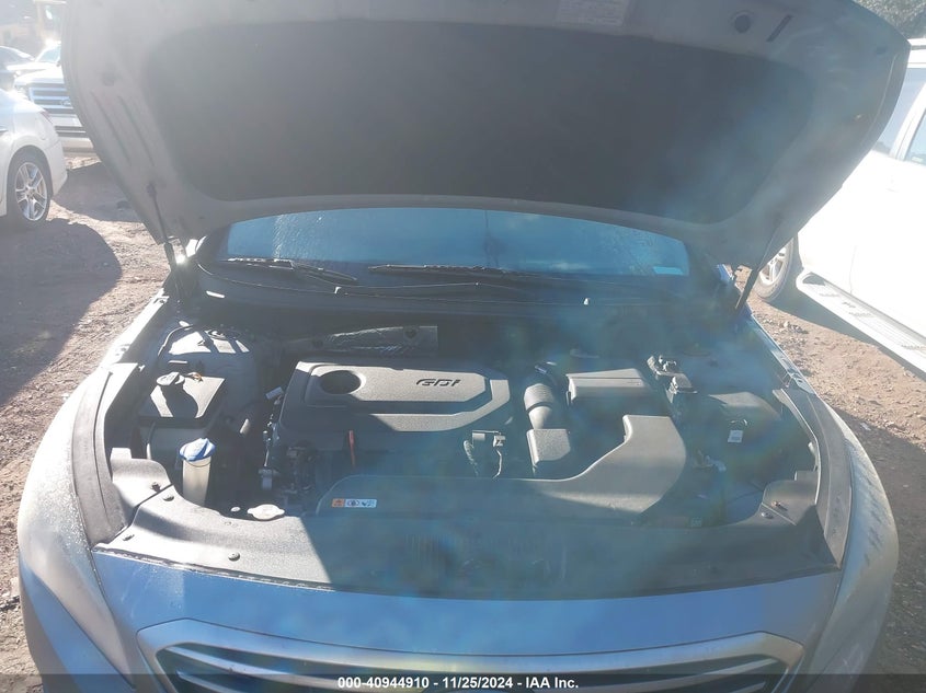 2015 HYUNDAI SONATA SE - 5NPE24AF9FH011178