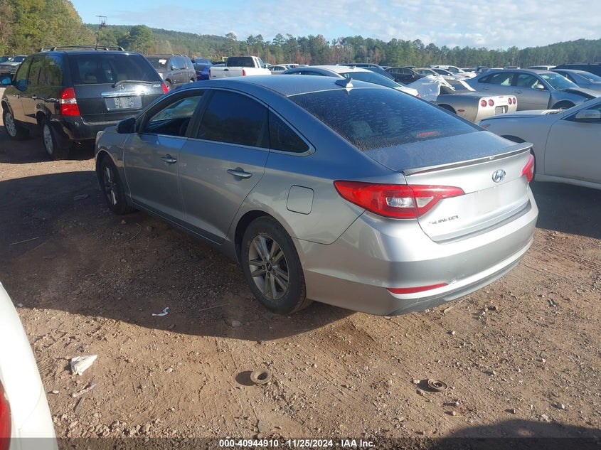 2015 HYUNDAI SONATA SE - 5NPE24AF9FH011178