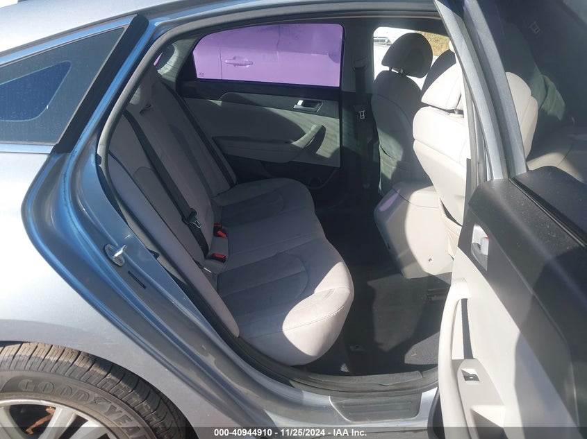 2015 HYUNDAI SONATA SE - 5NPE24AF9FH011178