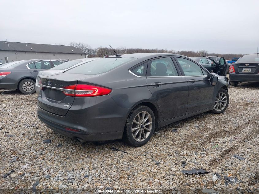 VIN 3FA6P0HD2HR202207 2017 Ford Fusion, SE no.4