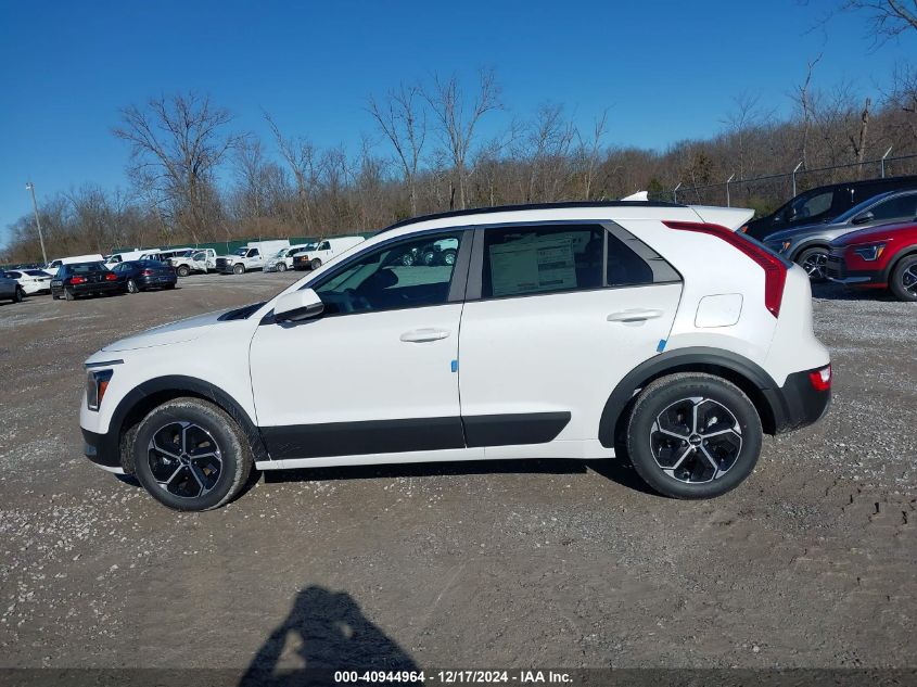 2025 Kia Niro Lx VIN: KNDCP3LE8S5232286 Lot: 40944964