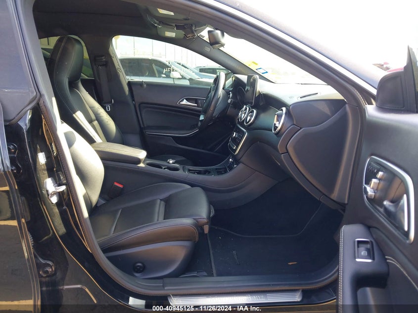 2019 MERCEDES-BENZ CLA 250 250 - WDDSJ4EB4KN715799