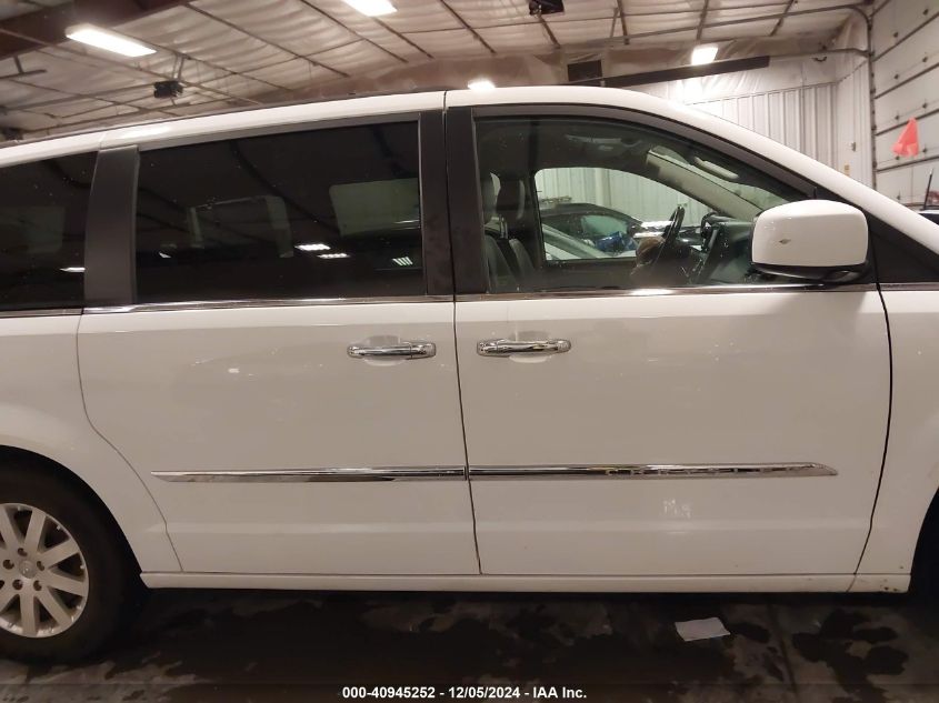 2015 Chrysler Town & Country Touring VIN: 2C4RC1BG4FR662127 Lot: 40945252