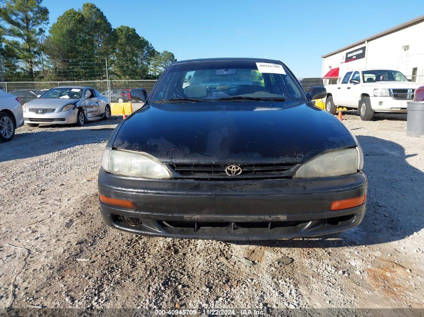 1995 Toyota Camry Le VIN: 4T1SK12E4SU495392 Lot: 40945709