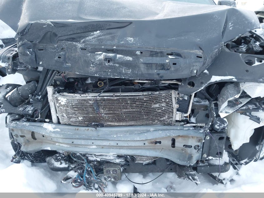 Image 6 of 2014 GMC TERRAIN  salvage vehicle - Lot #40945799 at IAAI