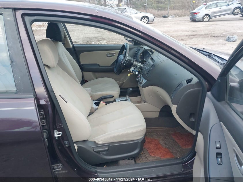 2008 HYUNDAI ELANTRA VIN: KMHDU46D28U421130