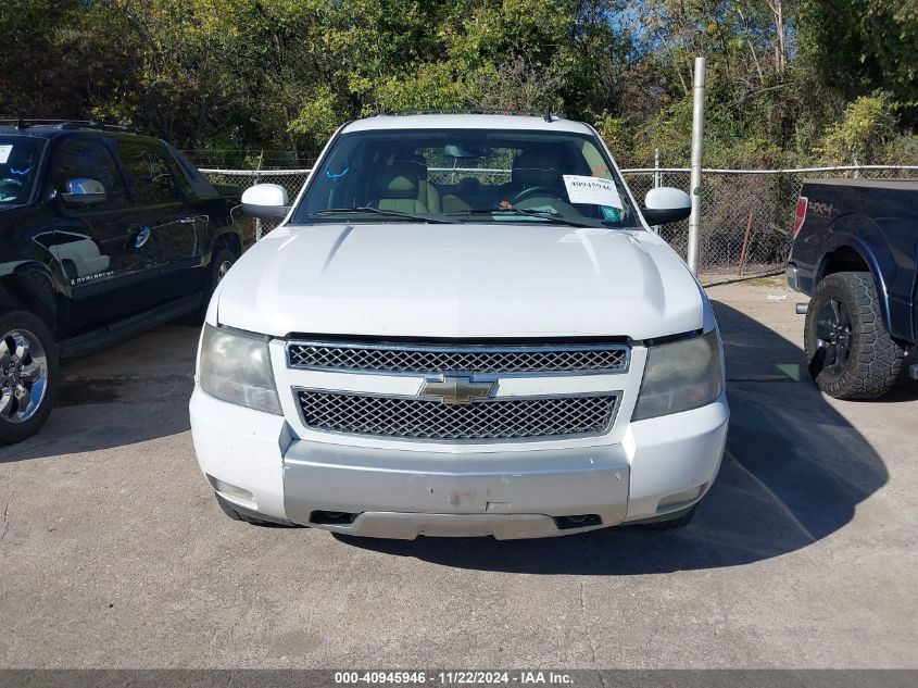 2011 Chevrolet Suburban 1500 Lt1 VIN: 1GNSKJE33BR329499 Lot: 40945946