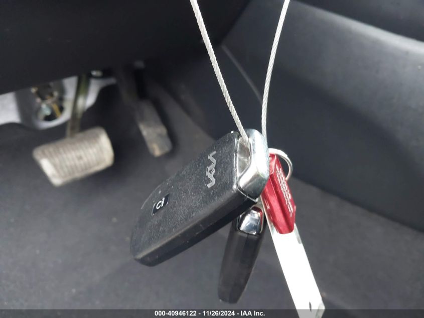 2023 KIA SOUL LX/S - KNDJ23AU0P7212321