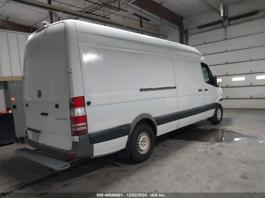 VIN WD3PE8DB6FP128845 2015 Mercedes-Benz Sprinter 2... no.4