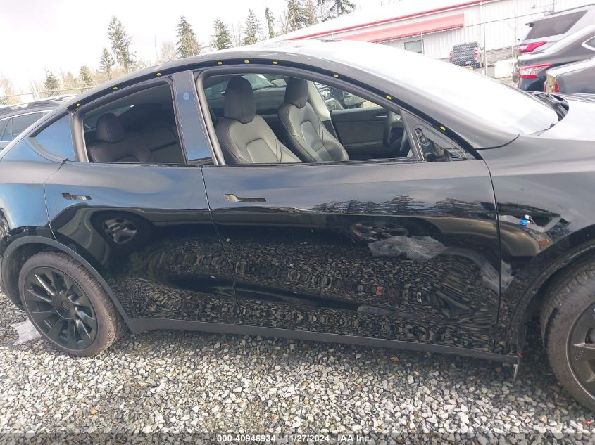 2024 Tesla Model Y Long Range Dual Motor All-Wheel Drive VIN: 7SAYGAEE7RF118962 Lot: 40946934