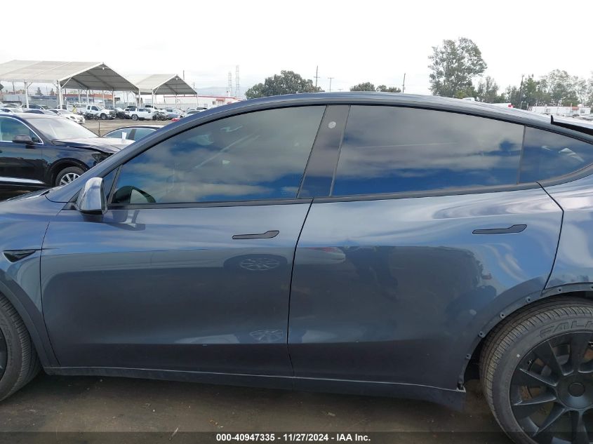 2021 Tesla Model Y Long Range Dual Motor All-Wheel Drive VIN: 5YJYGDEE7MF088174 Lot: 40947335