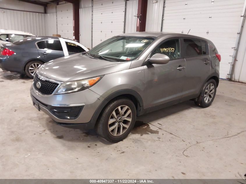 VIN KNDPBCAC6F7693689 2015 KIA Sportage, LX no.2