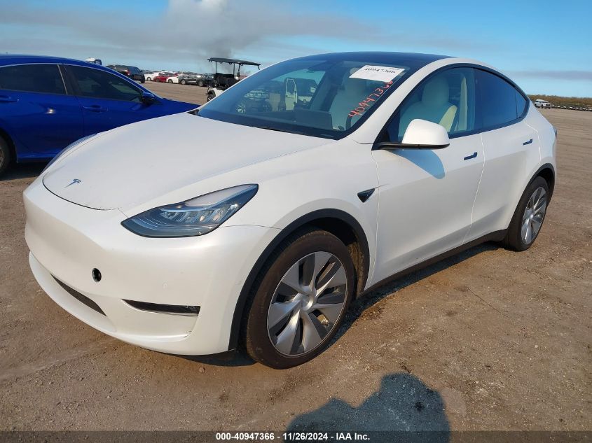 2021 Tesla Model Y Long Range Dual Motor All-Wheel Drive VIN: 5YJYGDEE7MF262440 Lot: 40947366