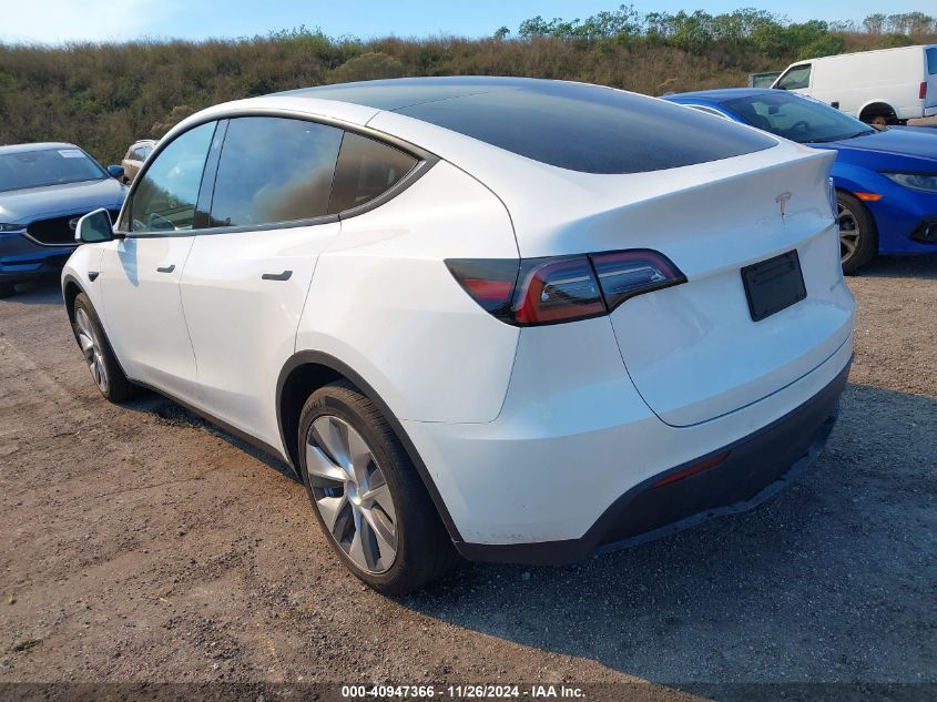 2021 Tesla Model Y Long Range Dual Motor All-Wheel Drive VIN: 5YJYGDEE7MF262440 Lot: 40947366