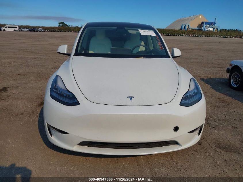 2021 Tesla Model Y Long Range Dual Motor All-Wheel Drive VIN: 5YJYGDEE7MF262440 Lot: 40947366