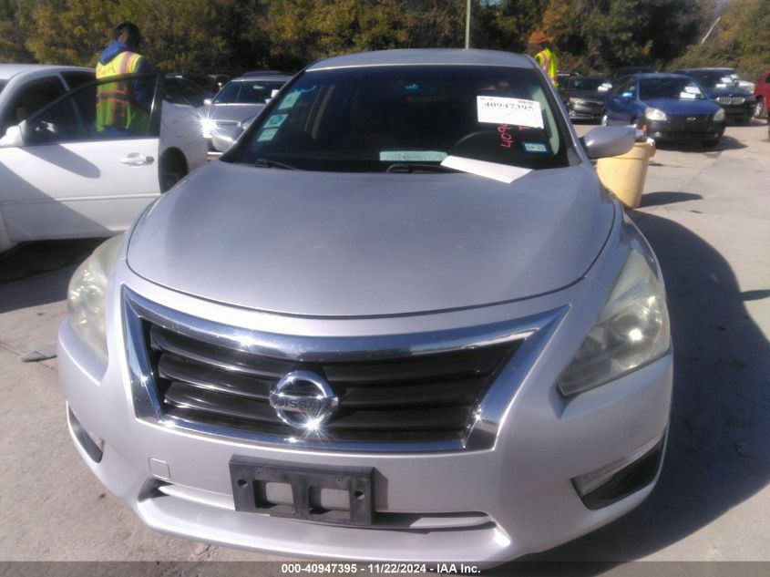 2014 Nissan Altima 2.5 S VIN: 1N4AL3AP5EN212997 Lot: 40947395