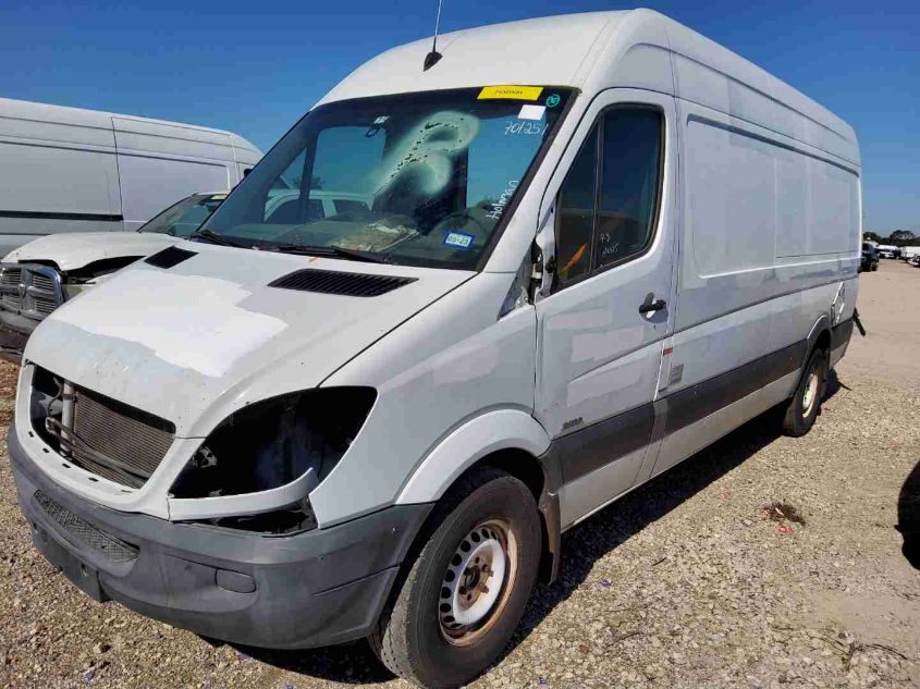 2011 Mercedes-Benz Sprinter 2500 High Roof VIN: WD3PE8CB5B5565064 Lot: 40947583