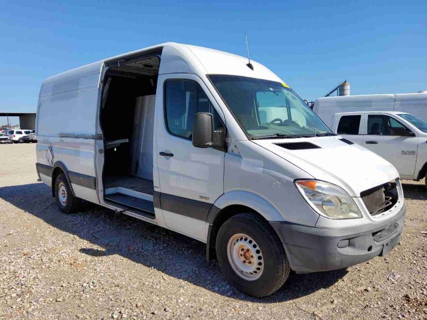 2011 Mercedes-Benz Sprinter 2500 High Roof VIN: WD3PE8CB5B5565064 Lot: 40947583