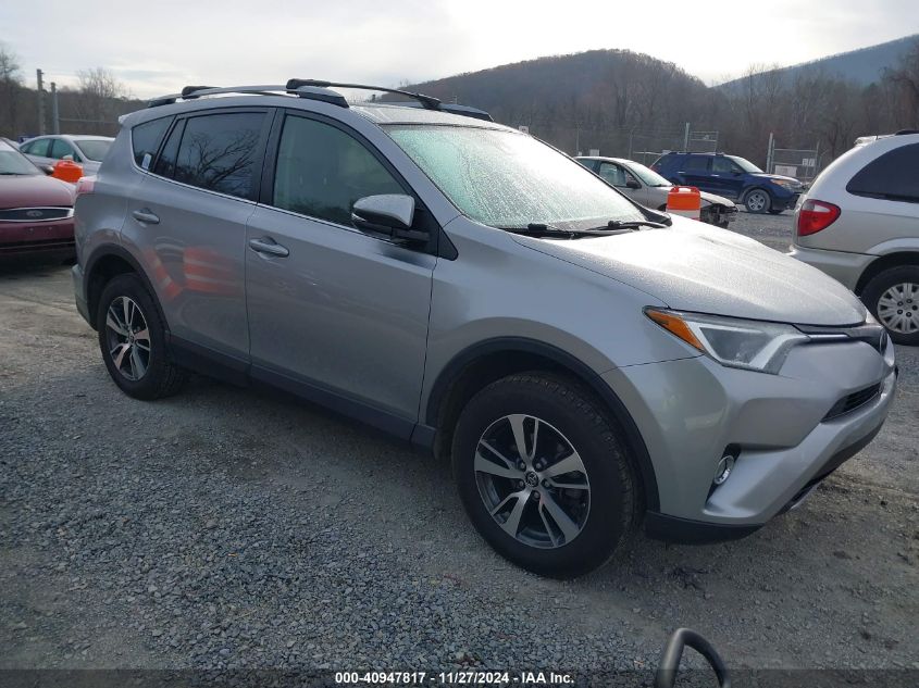 VIN JTMRFREV1JJ233735 2018 Toyota RAV4, Adventure/Xle no.1