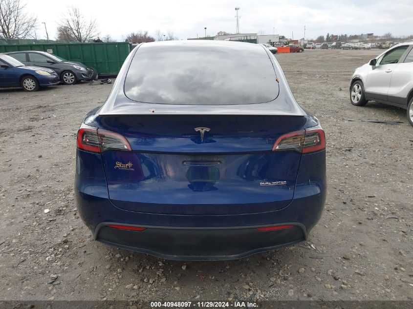 VIN 7SAYGDEF0NF524067 2022 Tesla Model Y, Performan... no.16