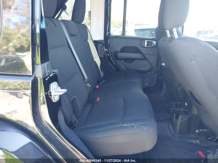 2018 JEEP WRANGLER UNLIMITED SAHARA 4X4 - 1C4HJXEN5JW211982