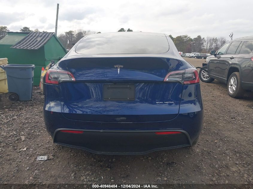 VIN 7SAYGDEE2NF363664 2022 Tesla Model Y, Long Rang... no.16