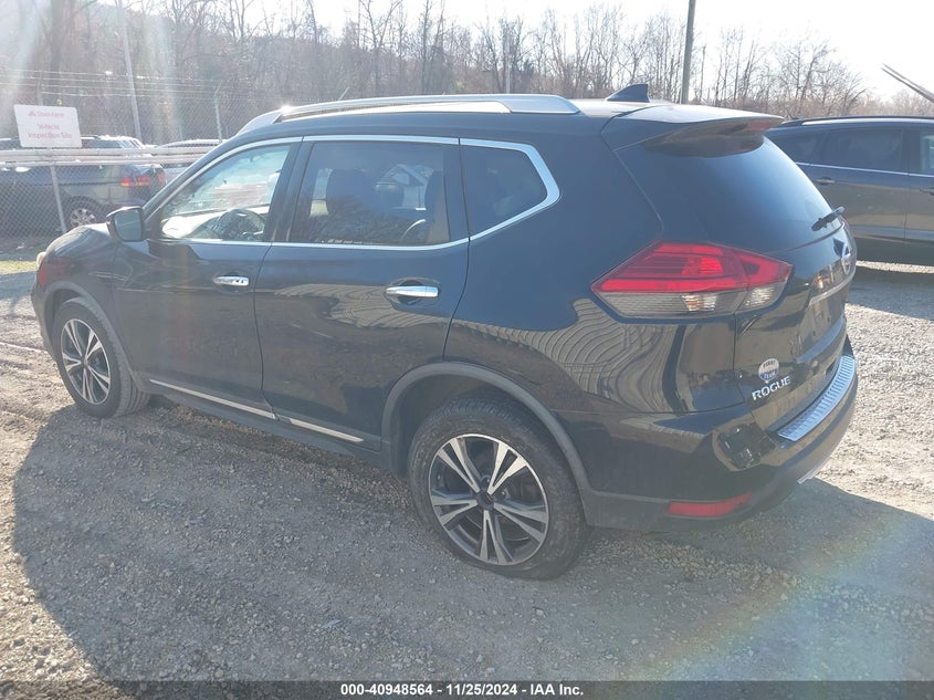 VIN JN8AT2MV2HW250656 2017 NISSAN ROGUE SL